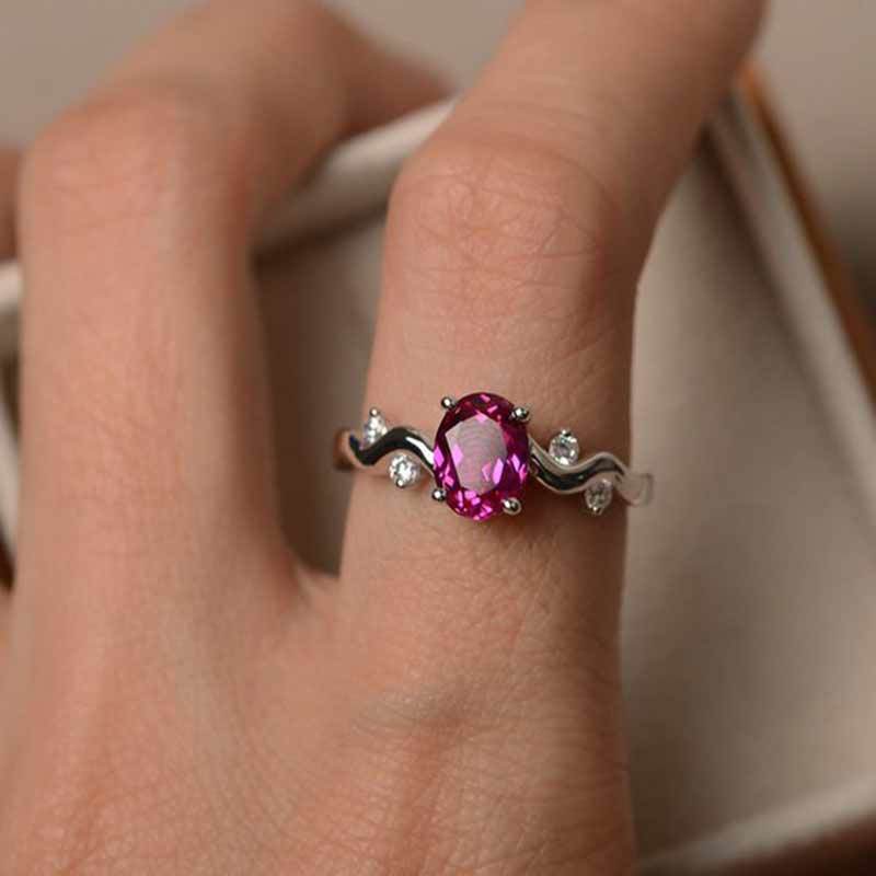 Hot Selling Elegant Oval Ruby Gemstone Ring with Side Stone Classic 925 Silver Plated Brass Jewelry Womens Diamond Wedding Ring