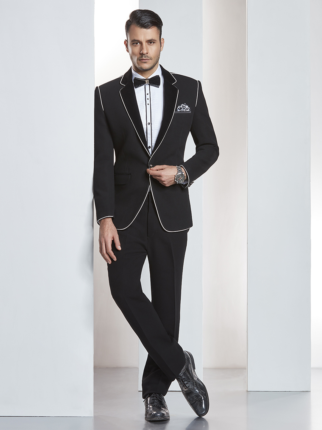 High Quality Black Wedding Tuxedos Notched Lapel Slim Fit One Button Groom Wear Formal Party Prom Men Suit Blazer(Jacket+Pants)