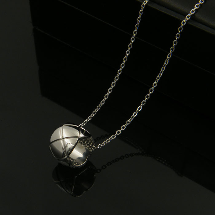 2020 arcuate lacing small cylinder love chain necklace for women men jewelry with rose gold silver plated long chain necklace mens jewelry
2020 arcuate lacing small cylinder love chain necklace for women men jewelry with rose gold silver plated long chain necklace mens jewelry