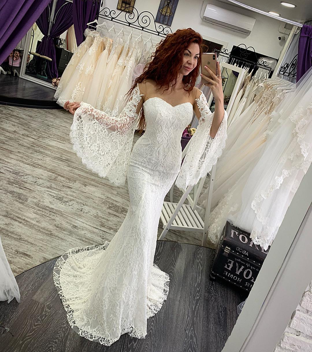 2019 New Mermaid Wedding Dresses Bridal Sweetheart Wedding Gowns Lace Appliques Backless Slim Fit Wedding Dress