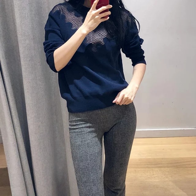 Women Sweater 2019 Spring and Summer New Lace Stitching Navy Blue Sweater
Women Sweater 2019 Spring and Summer New Lace Stitching Navy Blue Sweater