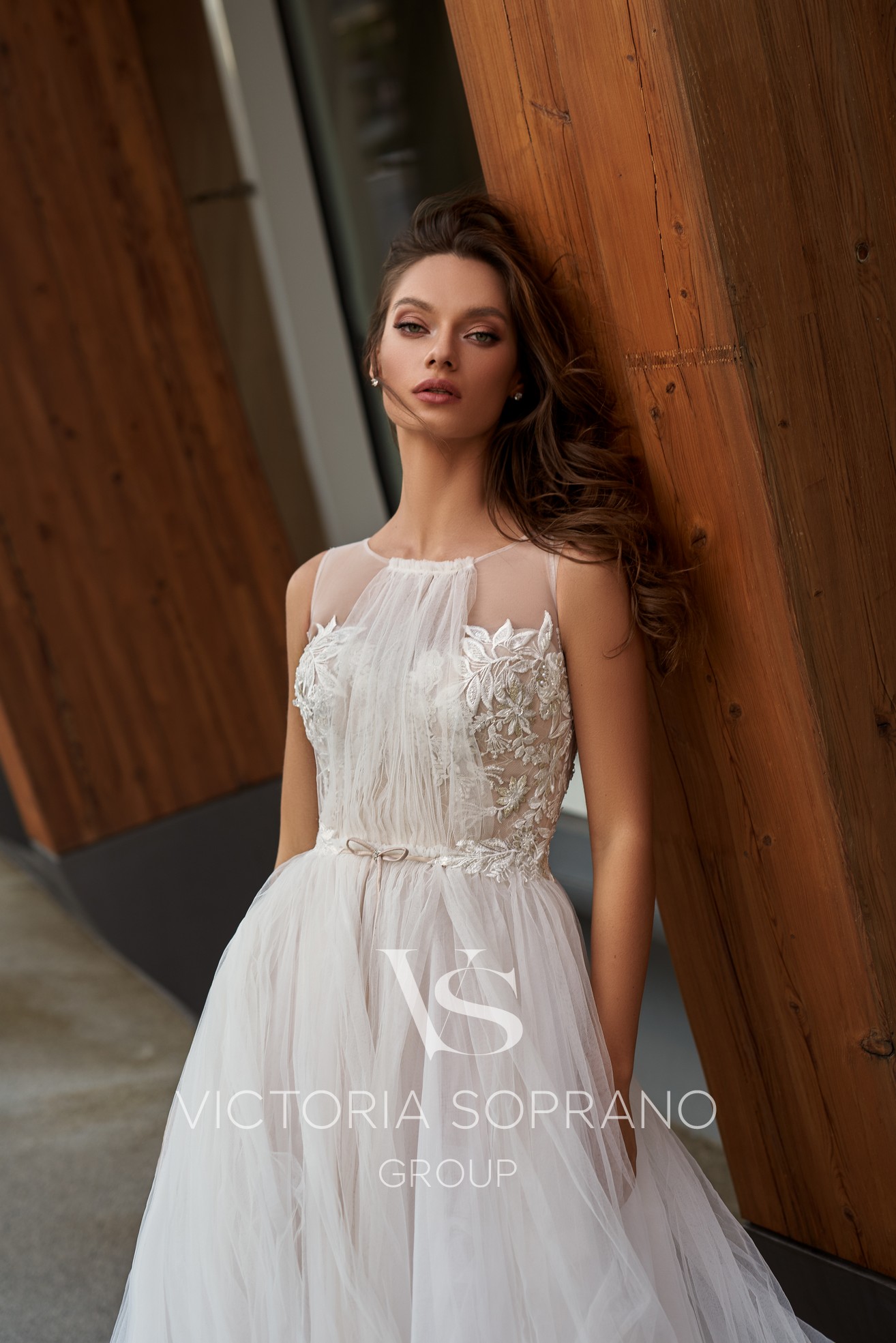 2020 New Beach Wedding Dresses Lace Applique A Line Jewel Neck Boho Wedding Dress Sweep Train Bridal Gowns Robes De Mariée