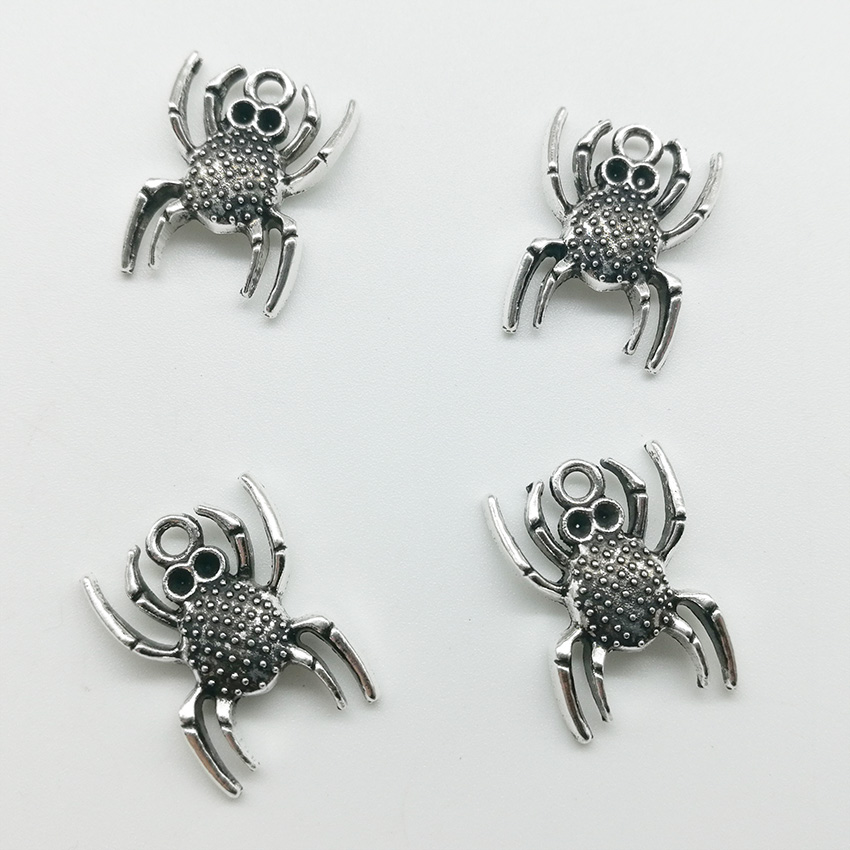 2019 new 100pcs spider Charms Pendants Retro Jewelry Accessories DIY Antique silver Pendant For Bracelet Earrings Keychain 19*14mm
2019 new 100pcs spider Charms Pendants Retro Jewelry Accessories DIY Antique silver Pendant For Bracelet Earrings Keychain 19*14mm