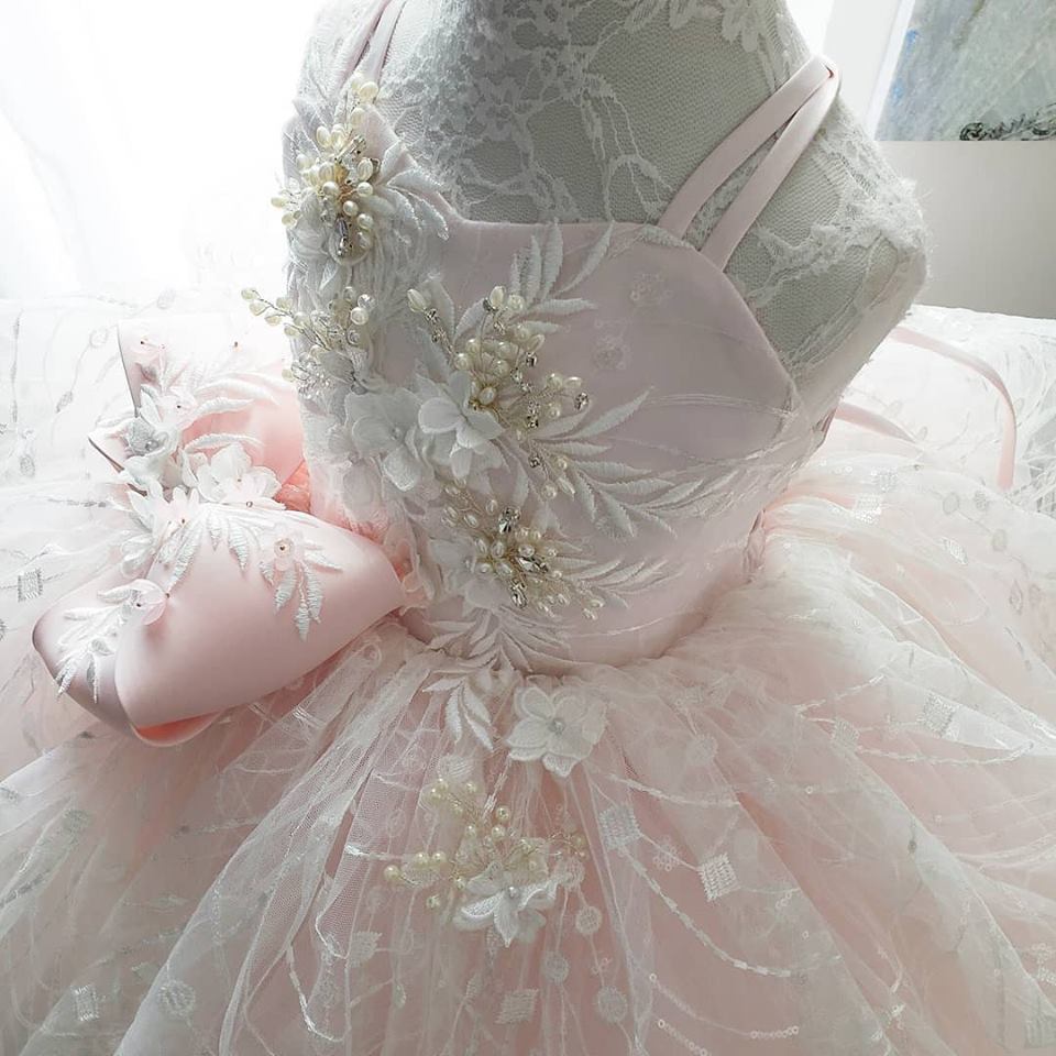 Pink Lace Crystals Pearls Flowers Flower Girl Dresses Backless Little Girl Wedding Dresses Vintage Pageant Dresses Gowns F054