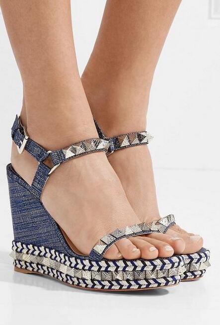 New red bottom Summer Sandals Pyraclou spiked metallic textured-leather wedge sandals,Buckle-fastening ankle strap rivets slingback35-42, Womens 35-42
New red bottom Summer Sandals Pyraclou spiked metallic textured-leather wedge sandals,Buckle-fastening ankle strap rivets slingback35-42, Womens 35-42