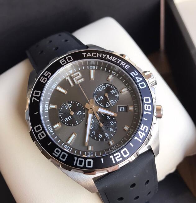 Men Watches Quartz movement 43mm Rubber Band Men Waterproof Wristwatches Sapphire Crystal Men Watches
Men Watches Quartz movement 43mm Rubber Band Men Waterproof Wristwatches Sapphire Crystal Men Watches