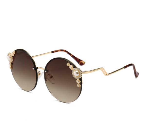 High quality Women Sunlasses Brand Designer retro round imitation pearl inlaid sun glasses Oculos De So, White;black
High quality Women Sunlasses Brand Designer retro round imitation pearl inlaid sun glasses Oculos De So, White;black