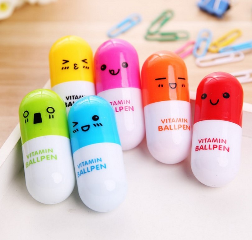 Creativo Regalo Pillole Fortunato Che Desiderano Bottiglia Capsula Pill ballpoint pen cartoon telescopic capsule pen with expression gift