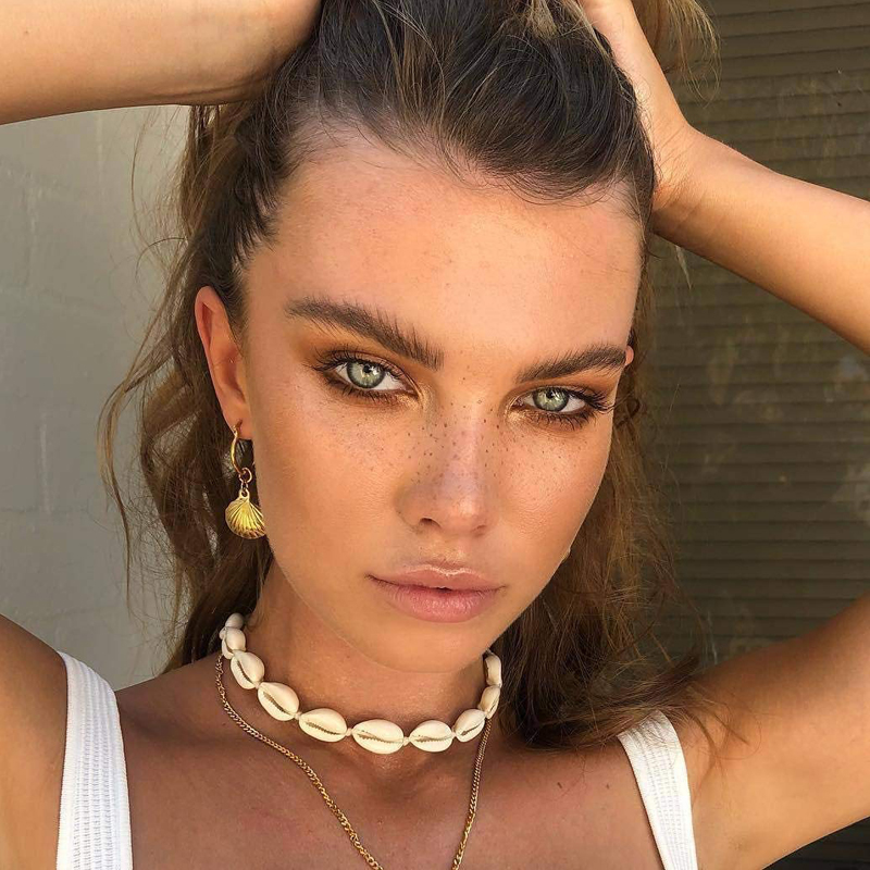 2019 New Beach Natural and Zinc Alloy Shell Charm Bracelet Necklace Beige Cord Silver Gold Hand-woven Necklace for Women Best Gift
2019 New Beach Natural and Zinc Alloy Shell Charm Bracelet Necklace Beige Cord Silver Gold Hand-woven Necklace for Women Best Gift