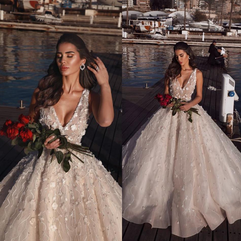 2019 Lace Vintage Wedding Dresses V Neck Lace 3D Floral Appliques Sleeveless Beads Bridal Gowns Floor Length Country Wedding Dress, Same as image
2019 Lace Vintage Wedding Dresses V Neck Lace 3D Floral Appliques Sleeveless Beads Bridal Gowns Floor Length Country Wedding Dress, Same as image