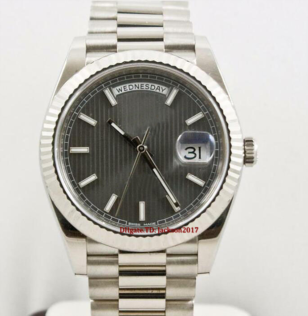 Christmas gift Original box certificate Mens Watches 40mm Day Date 228239 White Gold Rhodium Tapestry Dial Box Booklets
Christmas gift Original box certificate Mens Watches 40mm Day Date 228239 White Gold Rhodium Tapestry Dial Box Booklets
