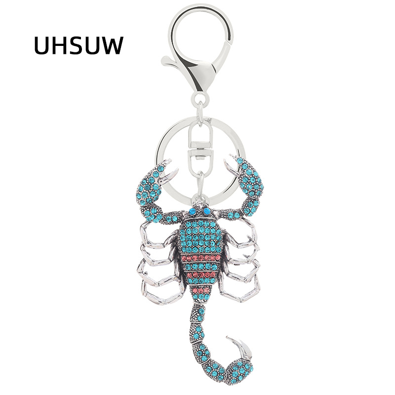 Luyun Poison Scorpion Creative Metal Rhinestone Keychain Key Chains For Car Keys Men/Women Decorative Small Pendant Key Ring