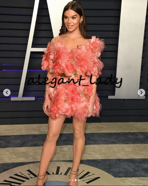 Hailee Steinfeld in Elie Saab Vanity Fair Oscars Party Dress Wear Peach Blush Pink 3D Floral Feather Short Mini Cocktail Prom Dresses