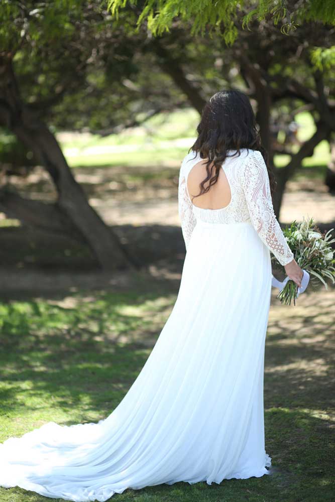 plus size long sleeve wedding dresses lace appliqued sheer v neck bridal gowns bohemian garden country wedding dress robe de marie