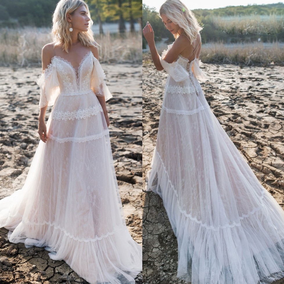 A Line Chic Lace Bohemian Wedding Dresses Off The Shoulder Sheer Plunging Neck Bridal Gowns Tulle Sweep Train Appliqued Robe De Marie ppliqued