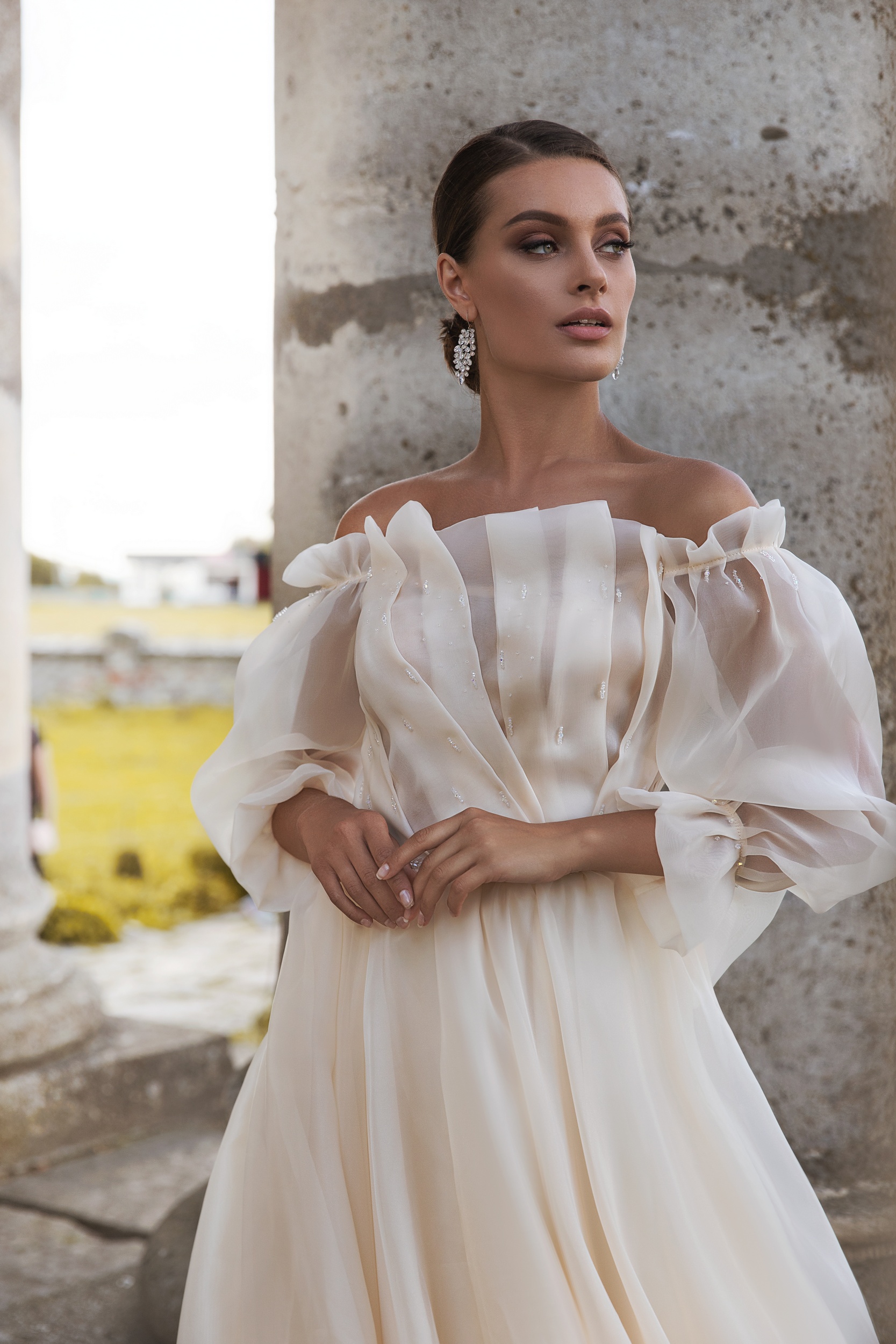 Modest Satin 2020 Wedding Dresses Off The Shoulder Long Sleeve Bridal Gowns Sweep Train Wedding Dress robe de mariée