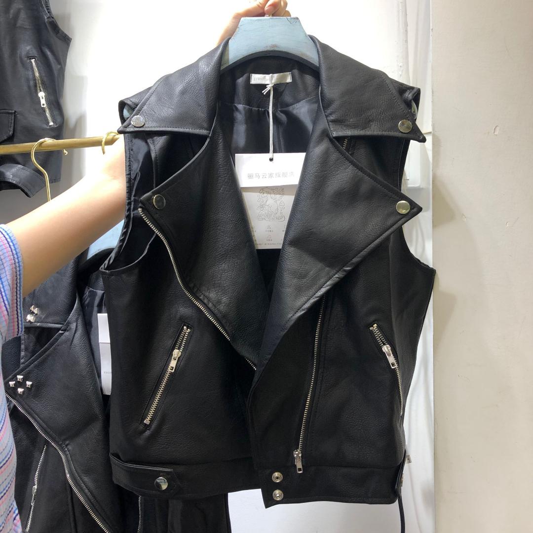 Autumn Slim Black Leather Jacket Sleeveless Jackets Women New Pu Leather Vest Coat Female Ladies Short Locomotive Jacket Vest
Autumn Slim Black Leather Jacket Sleeveless Jackets Women New Pu Leather Vest Coat Female Ladies Short Locomotive Jacket Vest