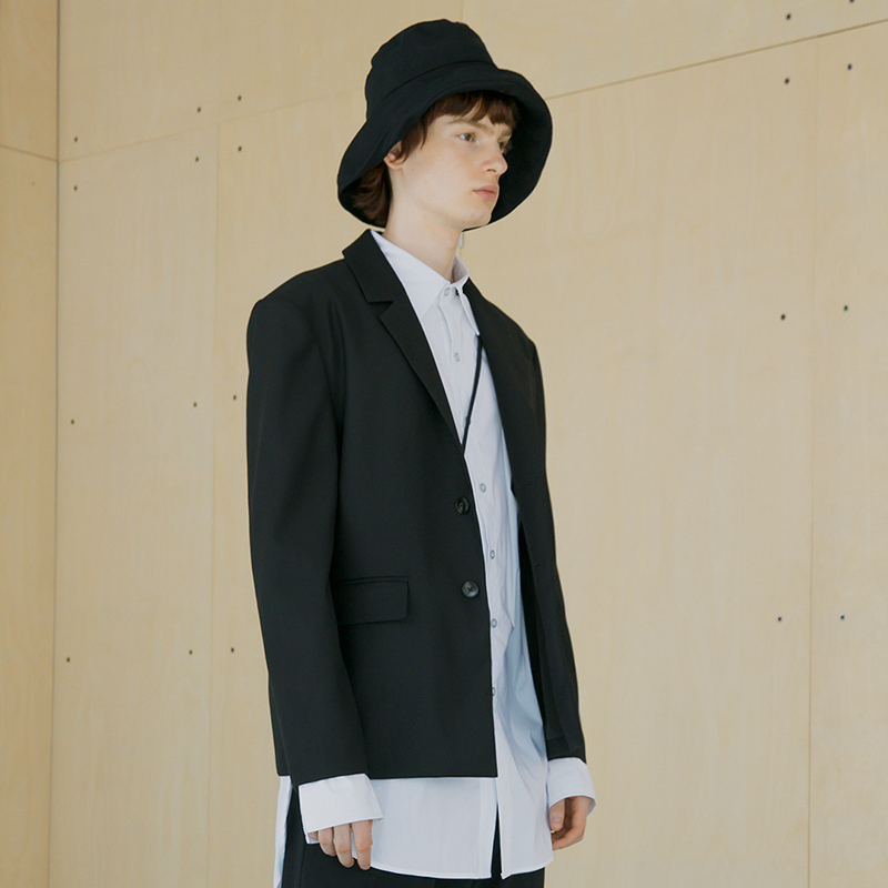 Custom made ~5XL! New Men' GD Fashion stylist Autumn backless casual suit concise jacket plus size singer costumes, Black
Custom made ~5XL! New Men' GD Fashion stylist Autumn backless casual suit concise jacket plus size singer costumes, Black