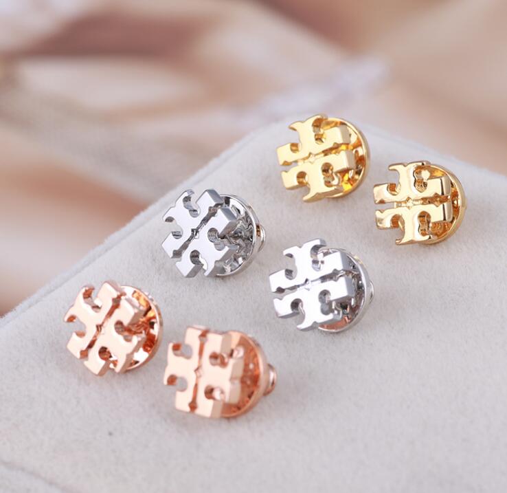 2022 New Sweet Geometry Hollow TB Stud Earrings for Women Girls Nice Birthday Christmas Gift Party Wedding Jewelry
2022 New Sweet Geometry Hollow TB Stud Earrings for Women Girls Nice Birthday Christmas Gift Party Wedding Jewelry