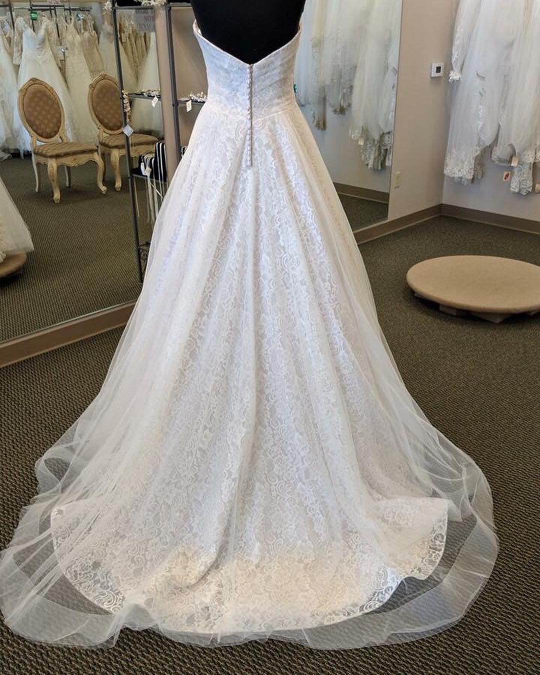 Bohemian A Line Luxury Wedding Dresses Tulle Satin Crystal Applique Formal Dress Strapless Button Sweep Train Bridal Gowns