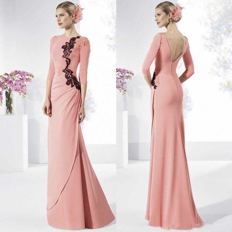Modest Lace Appliqued Mother of the Bride Dresses Jewel Neck Long Sleeves Backless Wedding Guest Dress Floor Length Plus Size Formal Gowns