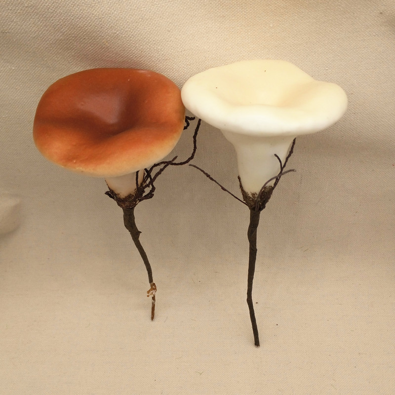 Mushrooms Artificial Flowers Miniature Fairy Garden Home Wedding Decoration Craft Micro Landscaping Decor DIY Gift, Orange
Mushrooms Artificial Flowers Miniature Fairy Garden Home Wedding Decoration Craft Micro Landscaping Decor DIY Gift, Orange