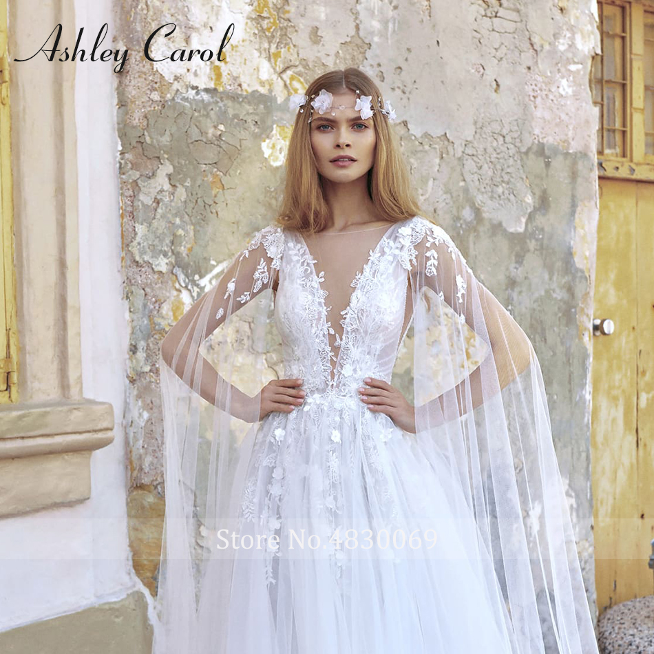 Romantic V-necke Sexy Backless Boho Beach Tulle Dress Beaded Appliques Long Sleeve Wedding Gowns