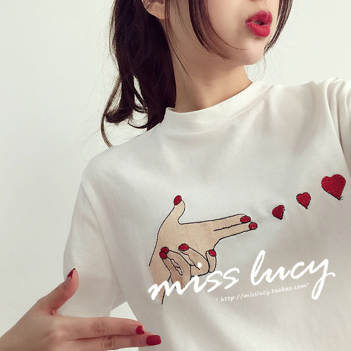 2020 Funny Finger Heart T Shirt lovely Summer Women Gesture Of Love Graphic Print Short Sleeve Tops T-shirt Nice Girl T-Shirt