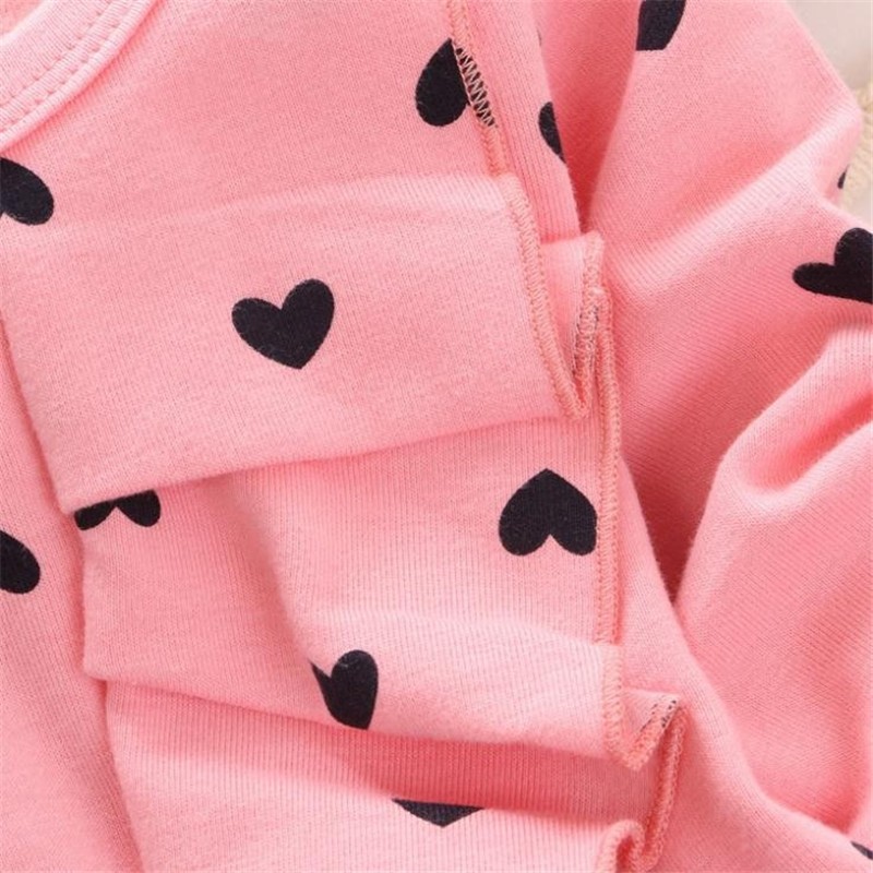 new Baby Girl Clothing Set Heart-shaped Print Bow Cute 2PCS Cloth Set Children Cloth Suit Top T shirt + Pants High quality