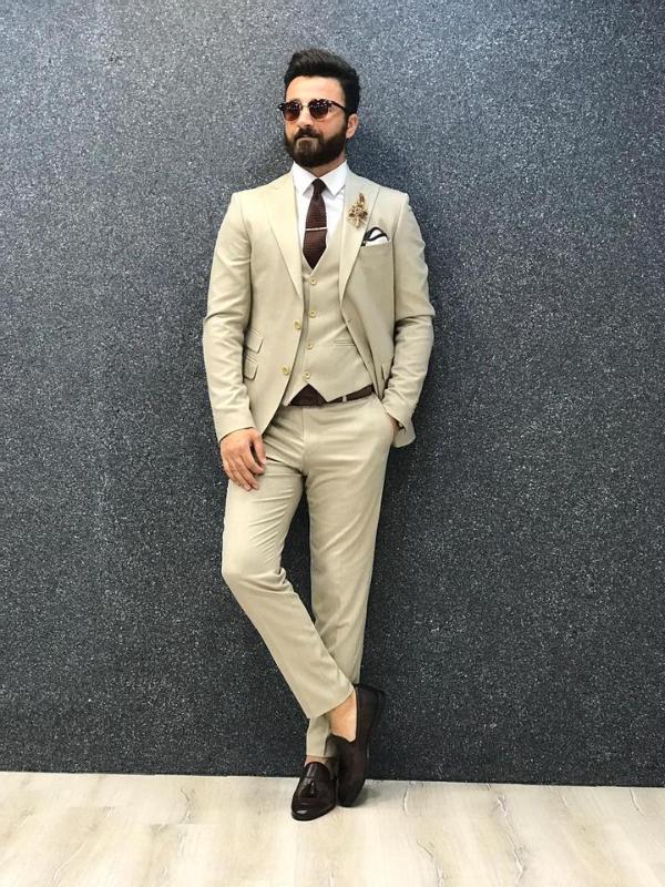 Men Wedding Suits Single breasted 3 Pieces Men clothes Slim Fit formal Business Groom Prom Party costume Suits, As picture
Men Wedding Suits Single breasted 3 Pieces Men clothes Slim Fit formal Business Groom Prom Party costume Suits, As picture
