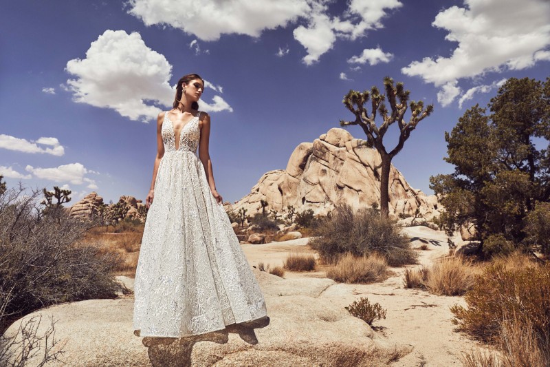 Calla Blanche 2019 A Line Wedding Dresses Full Lace Deep V Neck Sexy Backless Bridal Gowns For Beach Gardens Cheap Wedding Dress