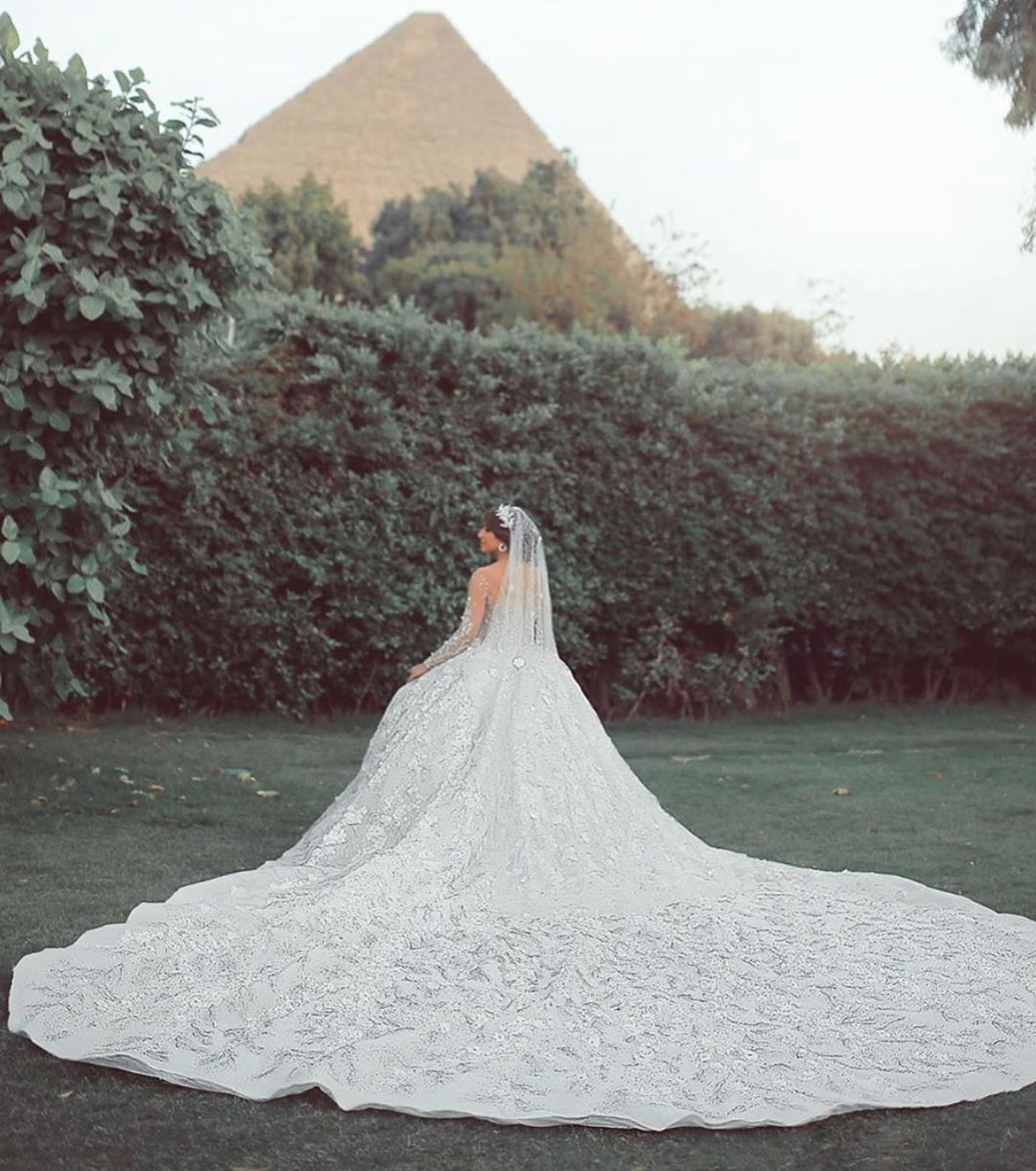 gorgeous church wedding dresses floral appliqued beaded off the shoulder a line country wedding dress custom made long robes de marie