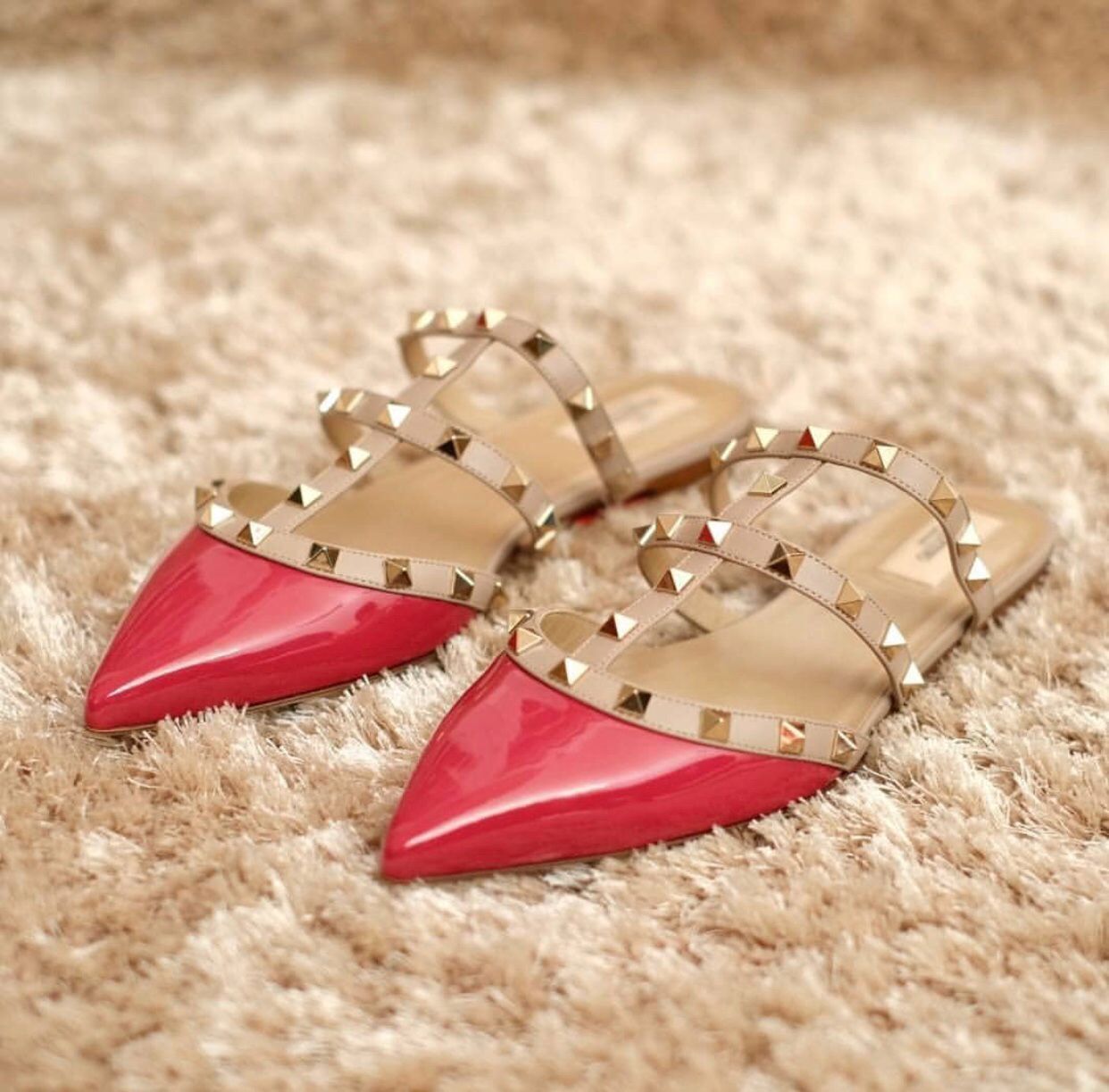 Summer Slippers Sandals Girls Flip Flops Studded Rock Studs Women's Pointed Toe Sandals Flats Fashion Ladies Cool Beach Slides EU 35-43, Black
Summer Slippers Sandals Girls Flip Flops Studded Rock Studs Women's Pointed Toe Sandals Flats Fashion Ladies Cool Beach Slides EU 35-43, Black