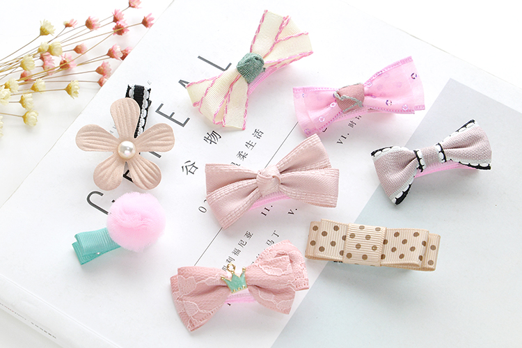 Korea children's headdress hairpin clip classic baby princess hair accessories hairpin jewelry set new products, Pink
Korea children's headdress hairpin clip classic baby princess hair accessories hairpin jewelry set new products, Pink