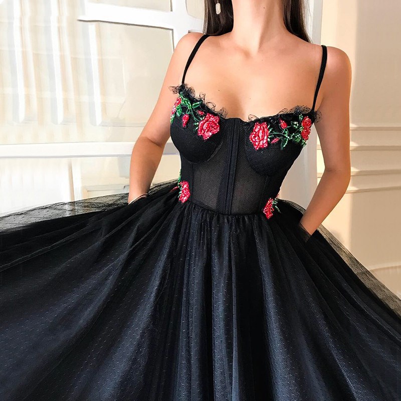 2022 Sexy Spaghetti Straps Flowers Appliques Evening Dresses Low Back Puffy Gowns robes de soirée, Yellow
2022 Sexy Spaghetti Straps Flowers Appliques Evening Dresses Low Back Puffy Gowns robes de soirée, Yellow