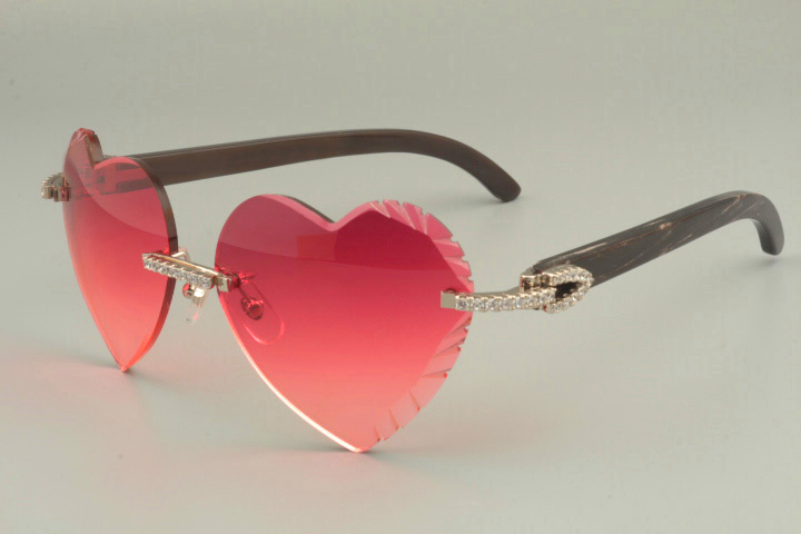 2019 heart-shaped carved sunglasses gold high-end diamond series natural black pattern horn arm sunglasses 8300686-A size: 58-18-140mm
2019 heart-shaped carved sunglasses gold high-end diamond series natural black pattern horn arm sunglasses 8300686-A size: 58-18-140mm