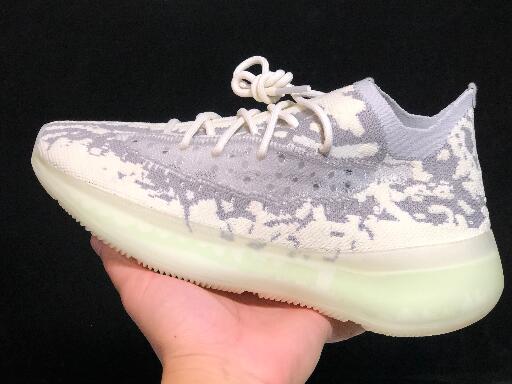 2020 Men women comfort good looks V3 Alien Mist Running shoes Training Sneakers walking gym jogging online shopping stores men FV3260, Gift
2020 Men women comfort good looks V3 Alien Mist Running shoes Training Sneakers walking gym jogging online shopping stores men FV3260, Gift