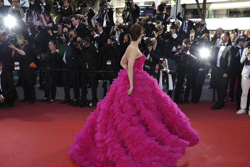 Araya Hargate Ruffles Fuchsia Celebrity Evening Gowns One-shoulder Backless 2019 Prom Dresses Cannes Film Festival Special Occasion Dress