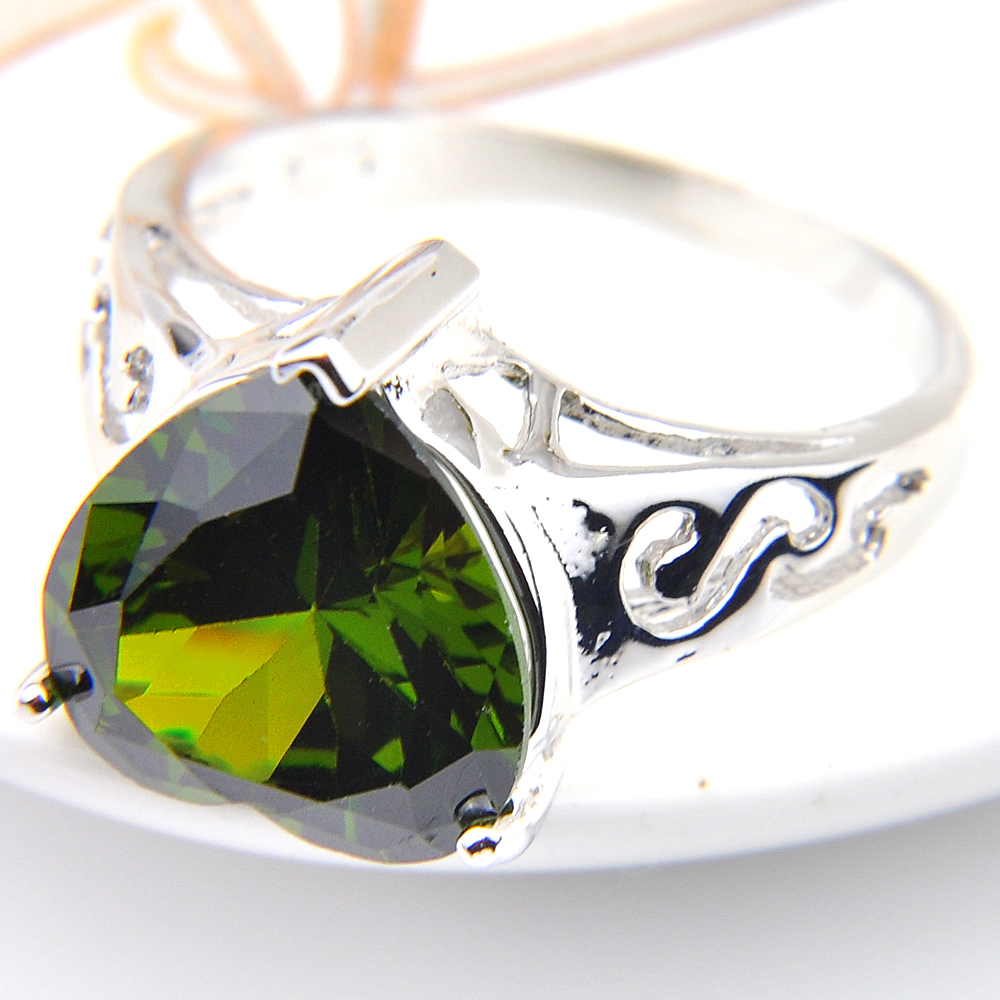 High Quality Green Peridot Gemstone Women Rings 925 Sterling Silver Plated Heart Cut Ring Weddings Bride Jewelry Gift 5 pcs