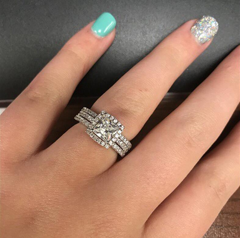 Sparkling Luxury Jewelry 925 Sterling Silver Emerlad Cut White Topaz CZ Diamond Eternity Gemstones Women Wedding Engagement Band Ring Gift