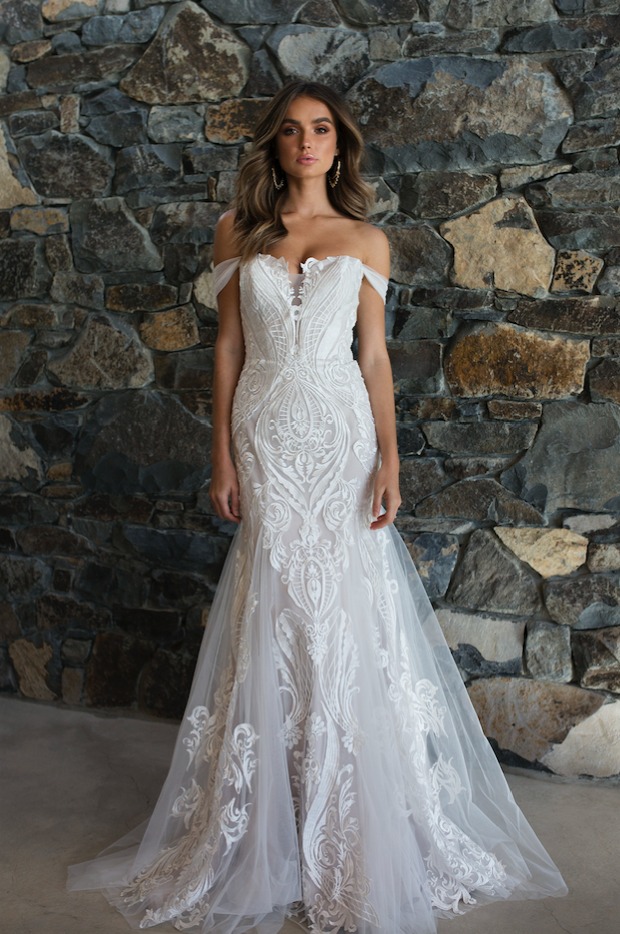 2019 Lace Mermaid Wedding Dresses Off The Shoulder Appliqued Sweep Train Country Wedding Dress Custom Made Plus Size Vestidos De Novia