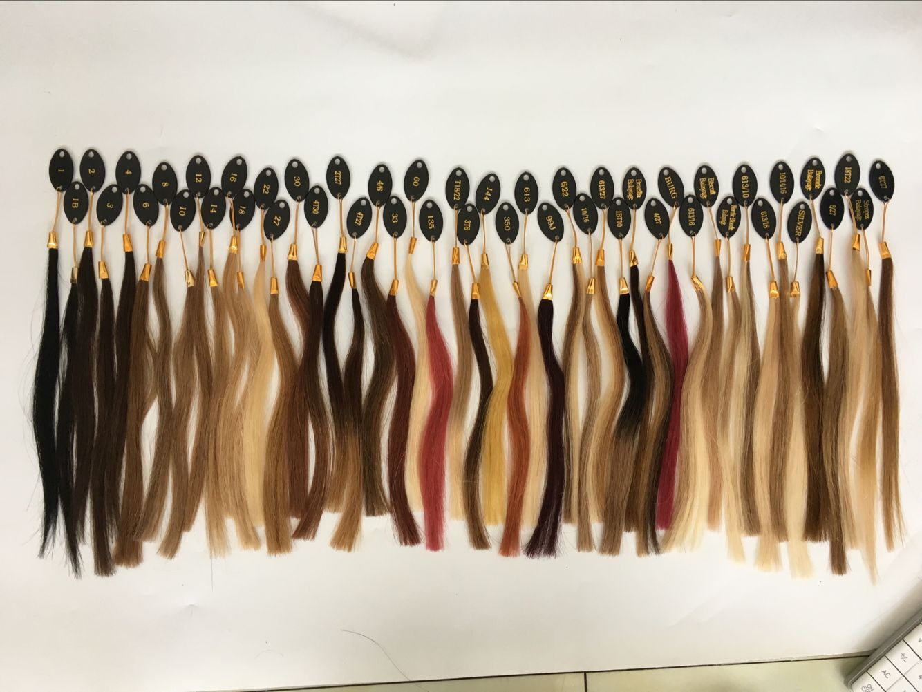 Russian Blonde Color 4x4 Lace Closure Short Bob Human Hair Wigs Straight Brazilian Human Hair Wigs 130% Density 150% Density