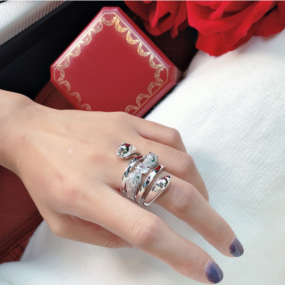 Punk Personality dominee zircon Multiple heads leopard head ring Women's Ring Hot Free shipping Luxurious Dance Giving gifts Rings Hip hop
Punk Personality dominee zircon Multiple heads leopard head ring Women's Ring Hot Free shipping Luxurious Dance Giving gifts Rings Hip hop