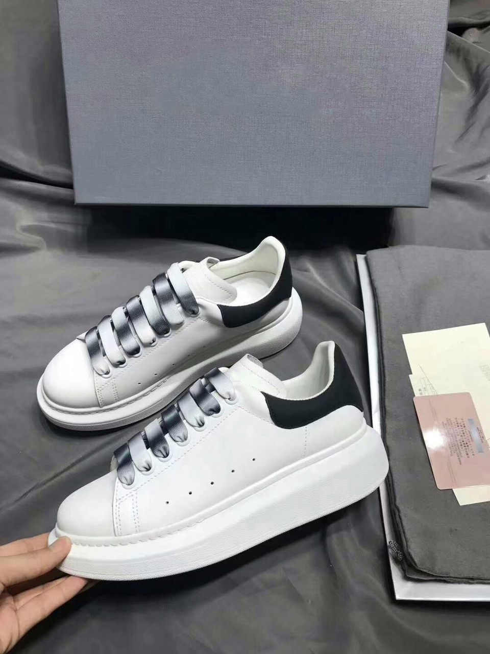 Leather Casual Shoes New Colors Lace Up Velvet Chaussures Sneakers Platform Shoes, Black
Leather Casual Shoes New Colors Lace Up Velvet Chaussures Sneakers Platform Shoes, Black