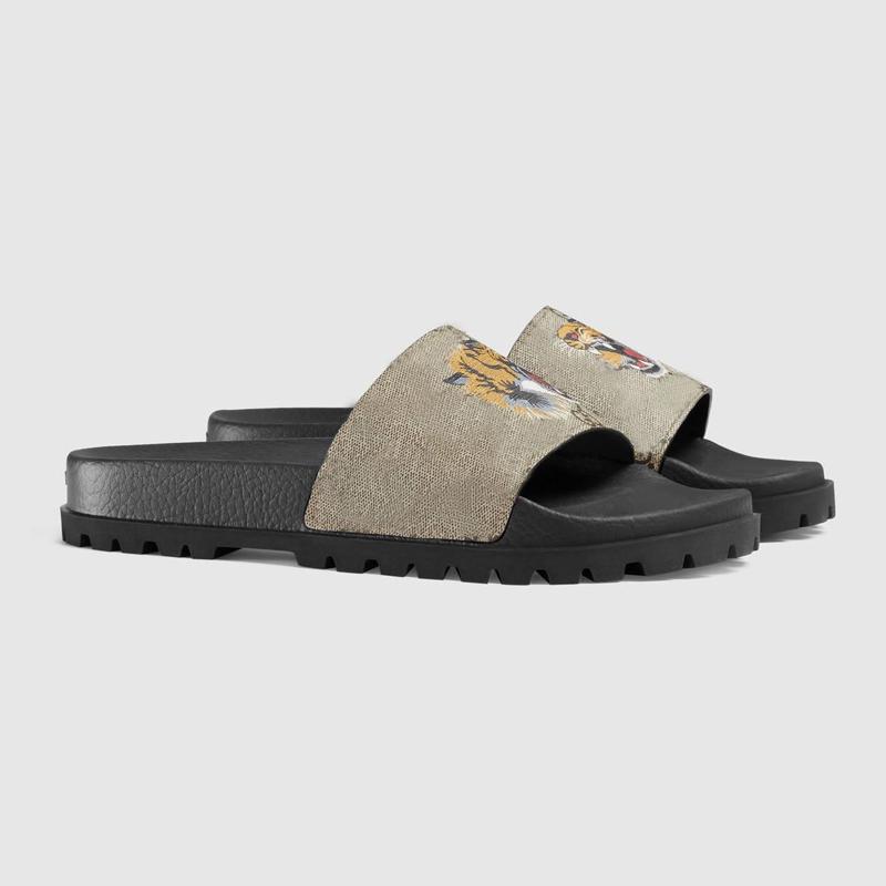 Wholesale Flip Flops Designer Rubber Slide Sandal Floral Brocade Men Slipper Gear Bottoms Women Summer Fashion Striped Beach Casual Shoes, Black
Wholesale Flip Flops Designer Rubber Slide Sandal Floral Brocade Men Slipper Gear Bottoms Women Summer Fashion Striped Beach Casual Shoes, Black