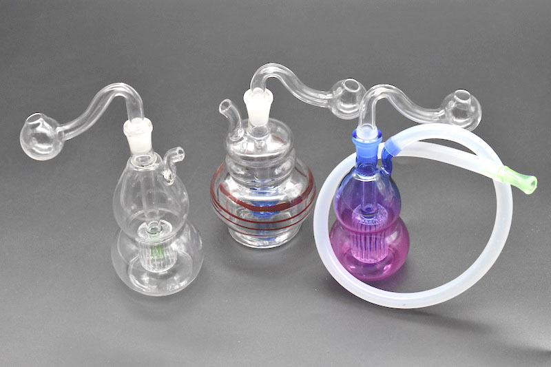 Beautiful Glass Oil Burner Bong for Oil Rigs hand size Water Bongs small oil burner water pipe dab rig bong Ash Catcher Hookah 10mm
Beautiful Glass Oil Burner Bong for Oil Rigs hand size Water Bongs small oil burner water pipe dab rig bong Ash Catcher Hookah 10mm