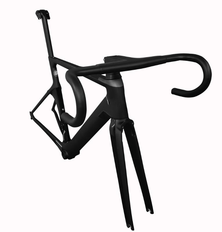 CRF25 T1000 taiwan made carbon Aero road frame bicycle bike frame 22 colors available mechanical/DI2 BB86 XDB DPD available
CRF25 T1000 taiwan made carbon Aero road frame bicycle bike frame 22 colors available mechanical/DI2 BB86 XDB DPD available