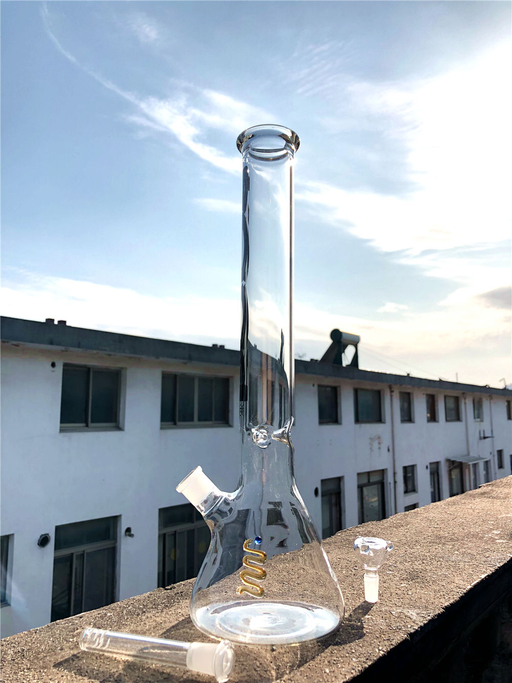Hookah 45cm straight 18.8 mm Male Joint Glass Bowl 18 Inches Big Bongs Beaker Bong Wall Water Pipes
Hookah 45cm straight 18.8 mm Male Joint Glass Bowl 18 Inches Big Bongs Beaker Bong Wall Water Pipes