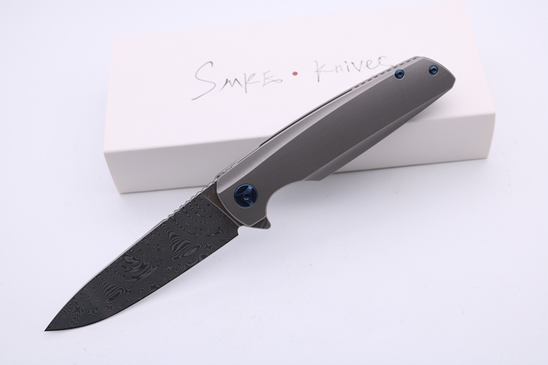 US Shipping SMKE Knives Specter Flipper Folding Knife Damascus Blade Sand Blasting Titanium Handle Tactical Survival Pocket Knife
US Shipping SMKE Knives Specter Flipper Folding Knife Damascus Blade Sand Blasting Titanium Handle Tactical Survival Pocket Knife