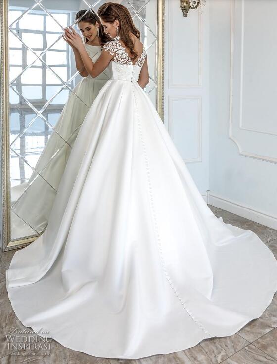 2019 Cheap Wedding Dresses Cap Sleeve Lace Button Back Sweep Train Boho Wedding Dress robe de mariée Custom Made Bridal Gowns